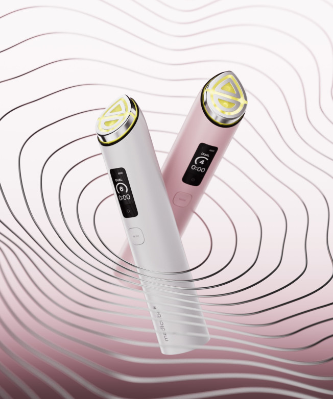▲메디큐브 에이지알(AGE-R) '부스터 프로 X2'. (사진제공=에이피알)