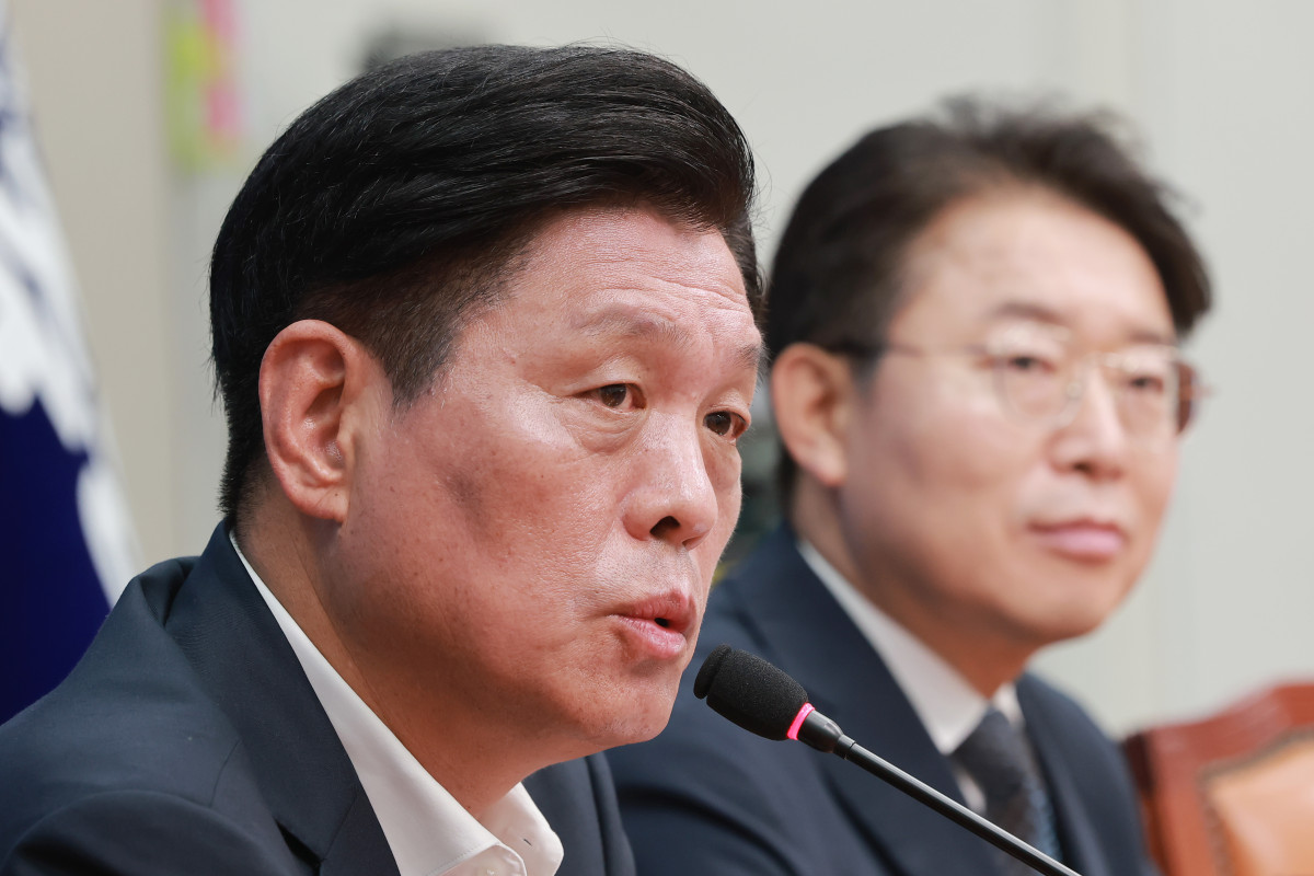 ▲더불어민주당 조승래 사무총장이 14일 국회에서 전당대회 준비 상황 등 현안과 관련해 기자 간담회를 하고 있다. 사진=연합뉴스