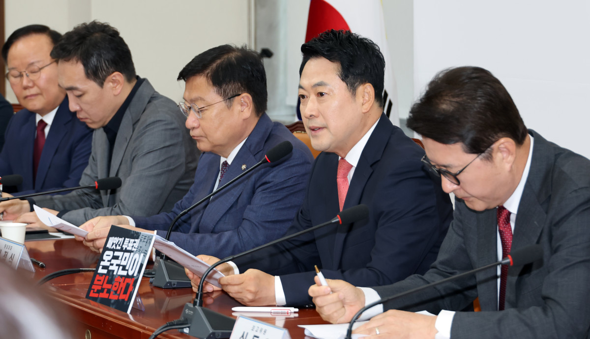 ▲국민의힘 장동혁 대표가 15일 국회에서 열린 최고위원회의에서 발언하고 있다. (연합뉴스)