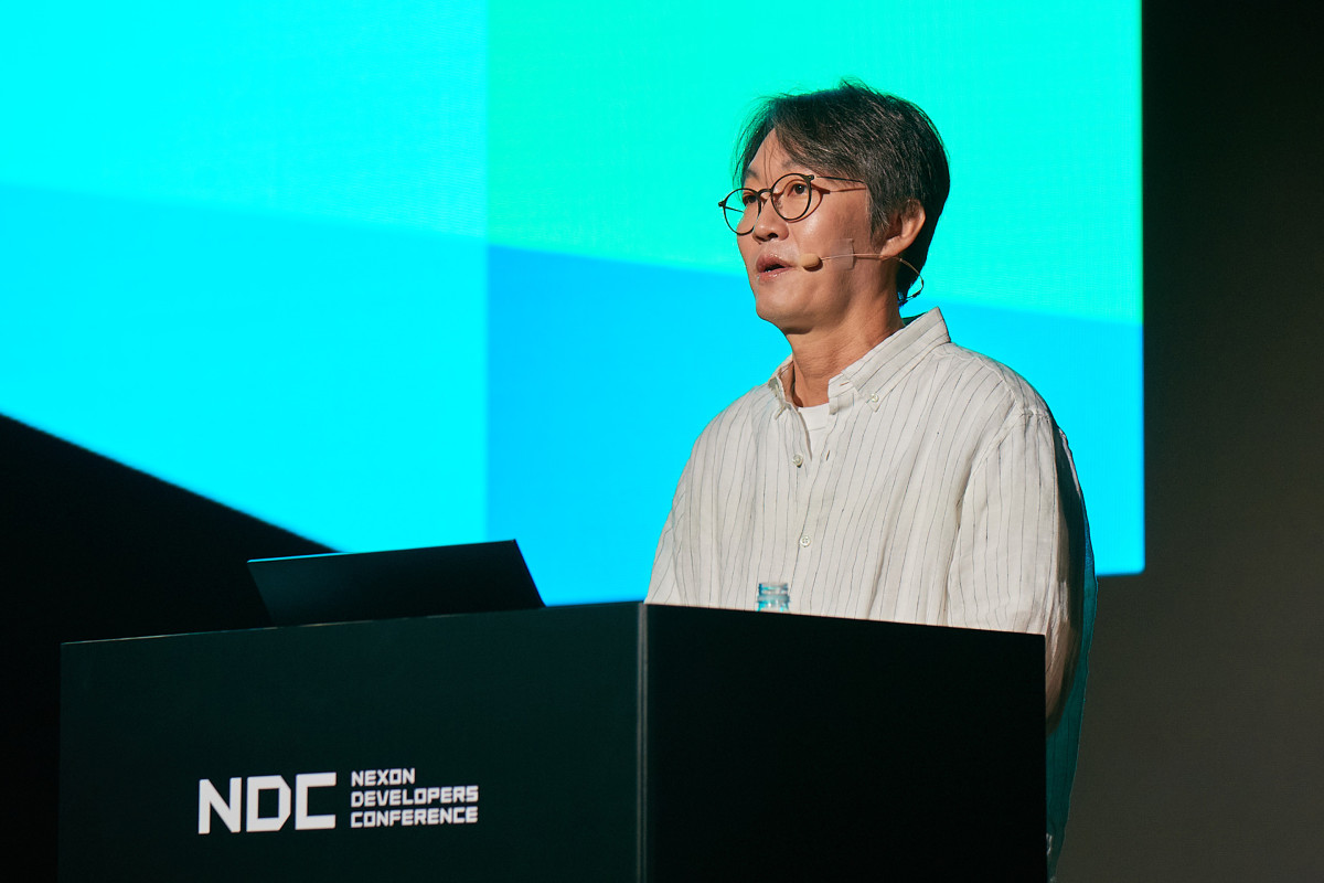 ▲이정헌 넥슨 일본 법인 대표가 16일 NDC 26 개막 환영사를 하고 있다. (사진제공=넥슨)