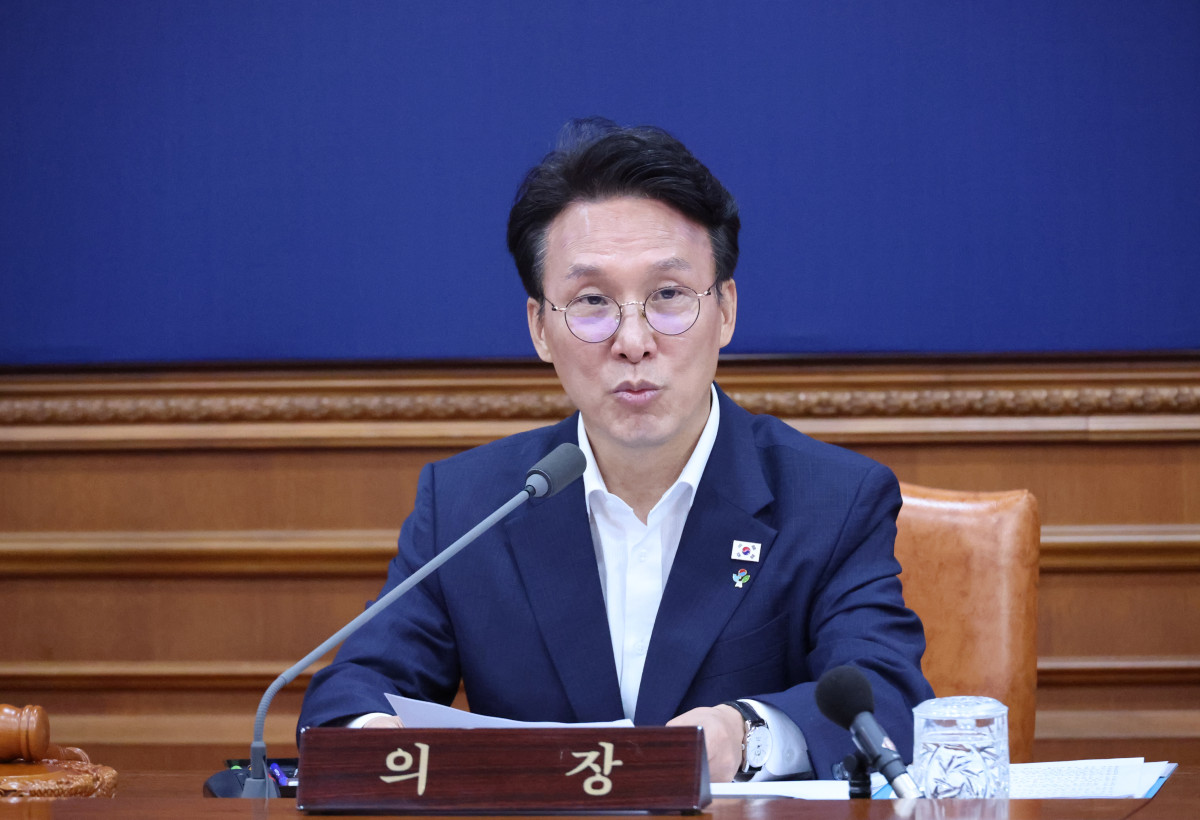 ▲김민석 국무총리가 16일 서울 종로구 정부서울청사에서 열린 국무회의 겸 비상경제본부회의에 참석, 발언하고 있다. (연합뉴스)