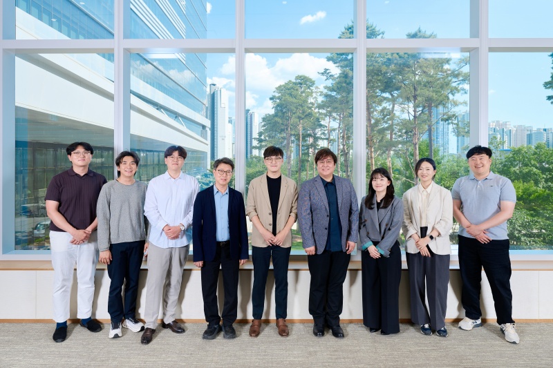▲삼성전자 반도체연구소 Logic TD팀이 업계 최소 수준인 42나노미터(nm) 게이트 피치의 3D 적층 트랜지스터(3D Stacked FET) 구현에 성공했다. 관련 연구는 2026 VLSI 심포지엄 최고 논문(Best Paper)에 선정됐다. (사진=삼성전자)