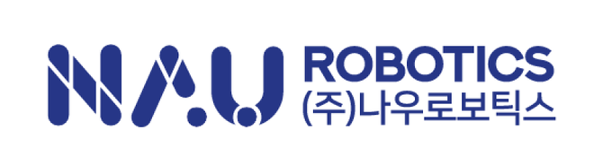 ▲나우로보틱스가 8월부터 자사 다관절 로봇에 적용할 하모닉 감속기 상용화를 추진하는 가운데, 18일 파란색 계열로 디자인된 기업 로고가 소개되고 있다.