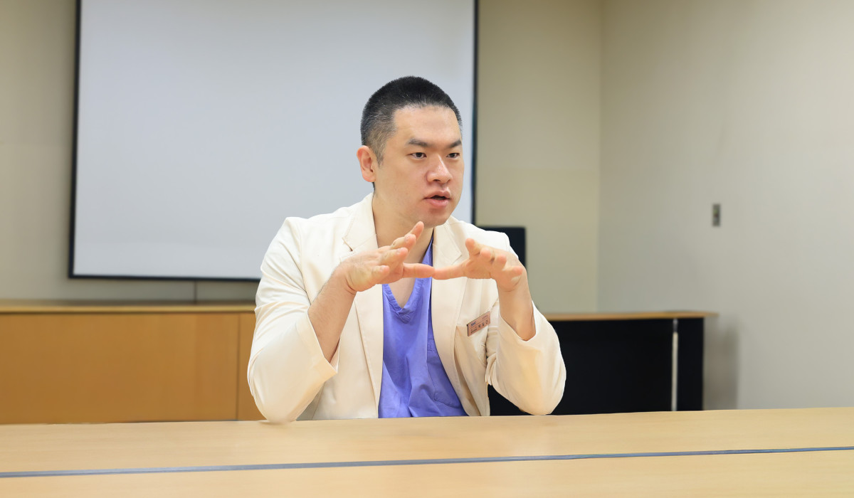 ▲박일근 삼성서울병원 소아심장외과 교수는 최근 본지와의 인터뷰에서 “소아심장 치료는 아이와 부모, 의료진이 함께 만들어가는 기적 같은 일”이라고 설명했다. (사진제공=삼성서울병원)