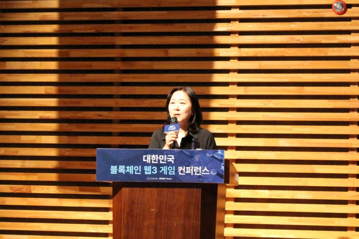 ▲안랩블록체인컴퍼니(ABC) 임주영 총괄은 23일 열린 블록체인 웹3 게임 컨퍼런스에서 ‘게임에서 현실로 이어지는 가치의 순환: ‘진짜 온체인 경제’의 시작’을 주제로 강연했다 (사진=염현주 기자)