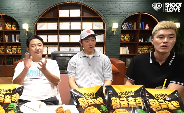 ▲이천수(왼쪽)·김남일(가운데)·김영광(오른쪽). (출처=유튜브 채널 ‘슛포러브’ 캡처)