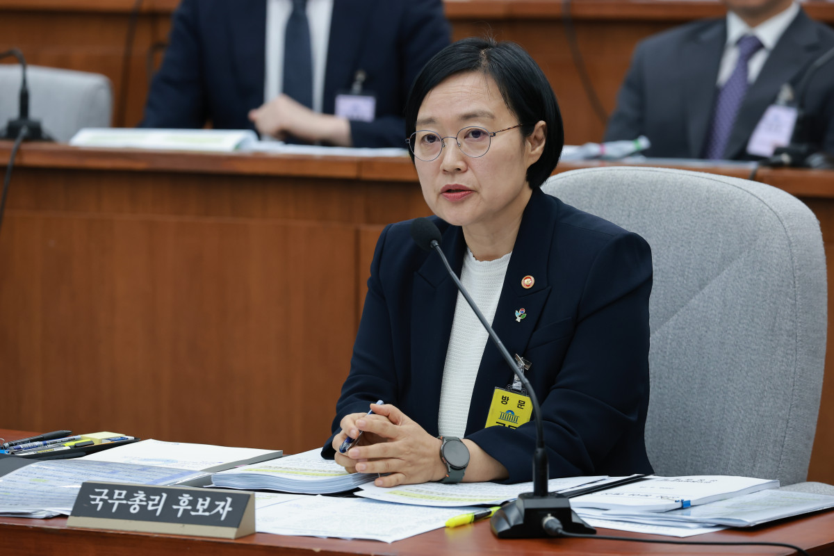 ▲<YONHAP PHOTO-7088> 답변하는 한성숙 총리 후보자    (서울=연합뉴스) 신현우 기자 = 한성숙 국무총리 후보자가 25일 국회에서 열린 인사청문회에서 질의에 답변하고 있다. 2026.6.25    nowwego@yna.co.kr/2026-06-25 10:48:03/<저작권자 ⓒ 1980-2026 ㈜연합뉴스. 무단 전재 재배포 금지, AI 학습 및 활용 금지>
