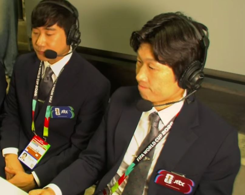 ▲배성재 캐스터와 박지성 JTBC 해설위원. (출처=유튜브 채널 'JTBC News' 캡처)