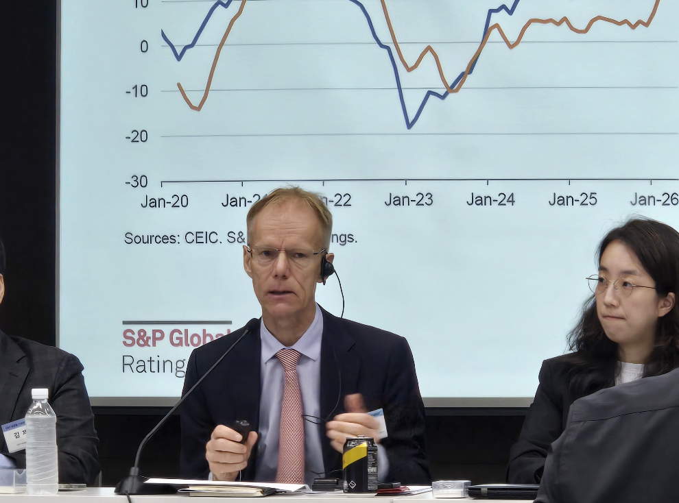 ▲루이 커쉬 S&P 전무(아태지역 수석이코노미스트)가 30일 국제금융센터 초청 기자간담회에서 발언하고 있다. (배근미 기자 @athena3507)