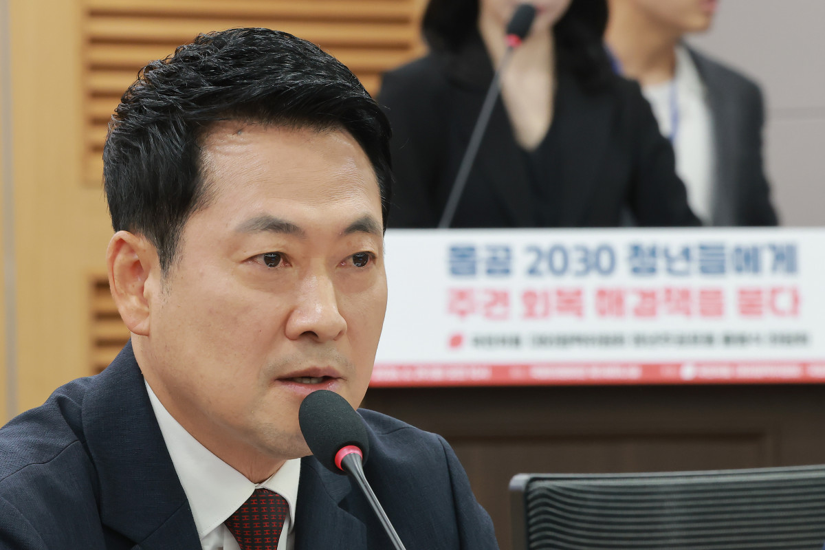 ▲국민의힘 장동혁 대표가 29일 국회 의원회관에서 열린 국민의힘 대외협력위원회 청년주권포럼 출범식 및 좌담회 '올공 2030 청년들에게 주권 회복 해결책을 묻다'에 참석해 축사하고 있다. (연합뉴스)