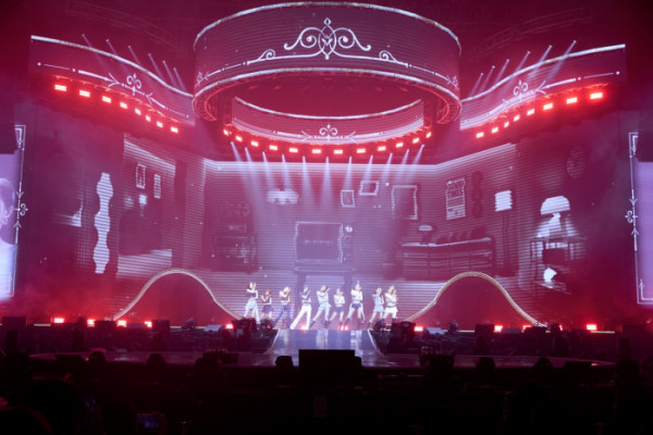 ▲아이오아이 콘서트(사진출처 = 스윙엔터테인먼트)