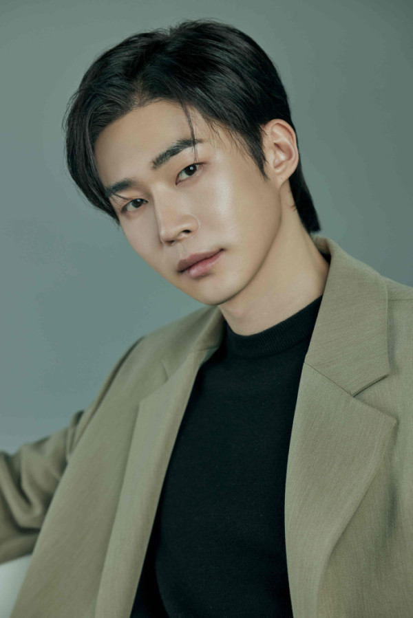 ▲무진성(사진출처=에일리언컴퍼니)