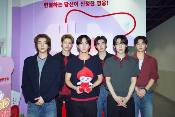 ▲엔하이픈 헌혈 참여(사진출처=빌리프랩(하이브))