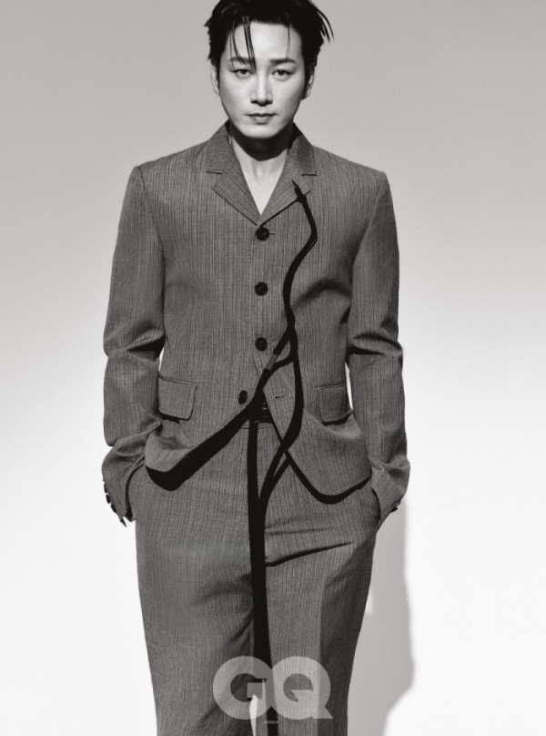 ▲이현욱(사진출처=지큐 코리아)