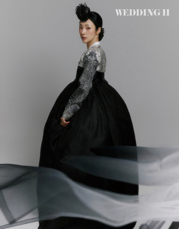 ▲박아인 한복 화보(사진출처=웨딩H)