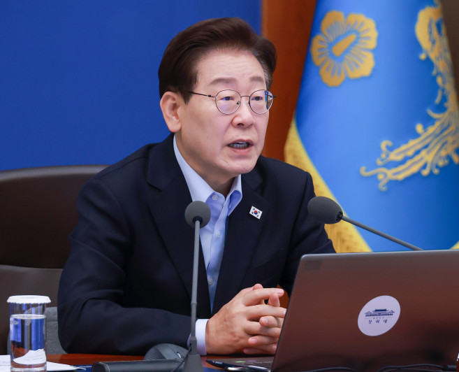 ▲이재명 대통령이 2일 청와대에서 열린 수석보좌관회의에서 발언하고 있다. (연합뉴스)