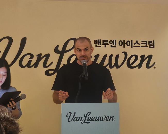 ▲2일 밴루엔 국내 1호점인 강남역점에서 열린 1호점 오픈 기념 미디어 간담회에 벤 밴루엔 밴루엔 공동창업자가 참석해 발언하고 있다. (사진=정영인 기자 oin@)