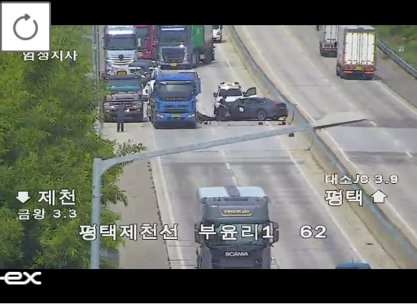 ▲수도권1순환고속도로·평택제천고속도로 화물차 사고…일부 구간 정체 (출처=로드플러스 캡처)