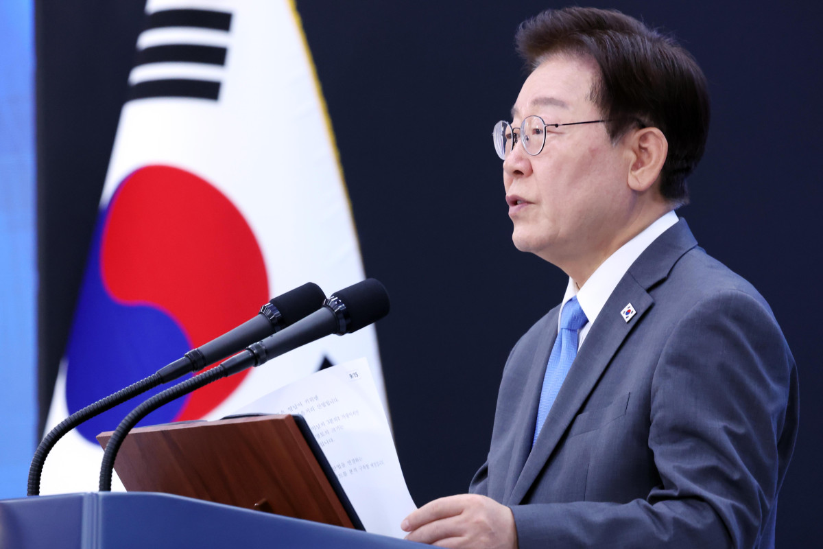 ▲이재명 대통령이 3일 경남 진주시에서 열린 영남권 첨단산업 발전비전 국민보고회에서 축사를 하고 있다. 사진=연합뉴스