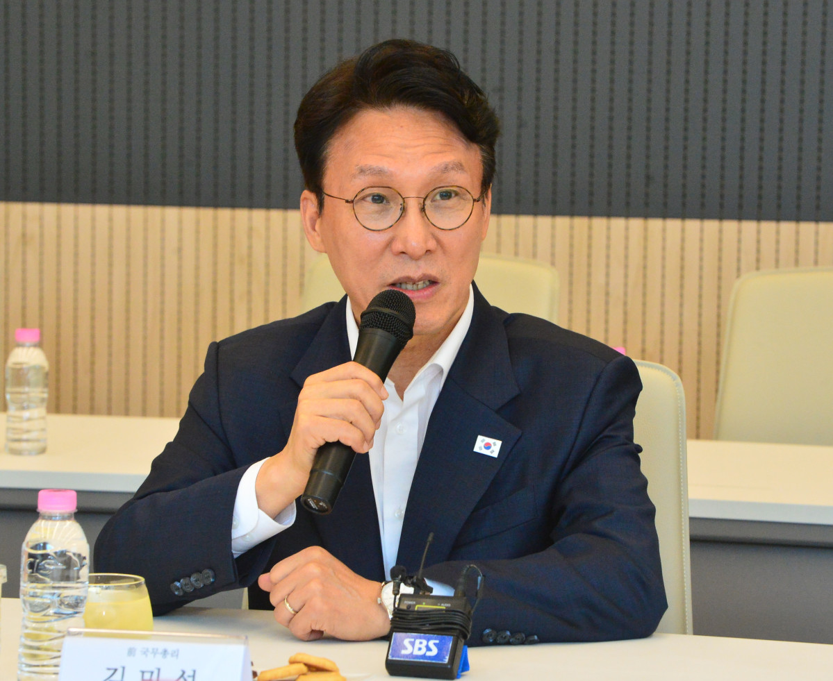 ▲김민석 전 국무총리가 2일 충북 청주시 SK하이닉스 4캠퍼스를 방문해 가진 간담회에서 발언하고 있다. 사진=연합뉴스