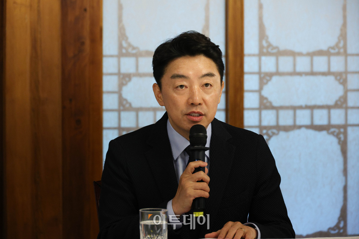 ▲강훈식 대통령비서실장이 5일 서울 삼청동 국무총리 서울공관에서 열린 고위당정협의회에서 발언을 하고 있다. 고이란 기자 photoeran@