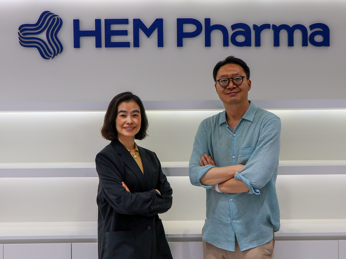 ▲권해순 IR·PR 총괄(CCO·왼쪽), 차지호 재무 총괄(CFO).(HEM파마 제공)