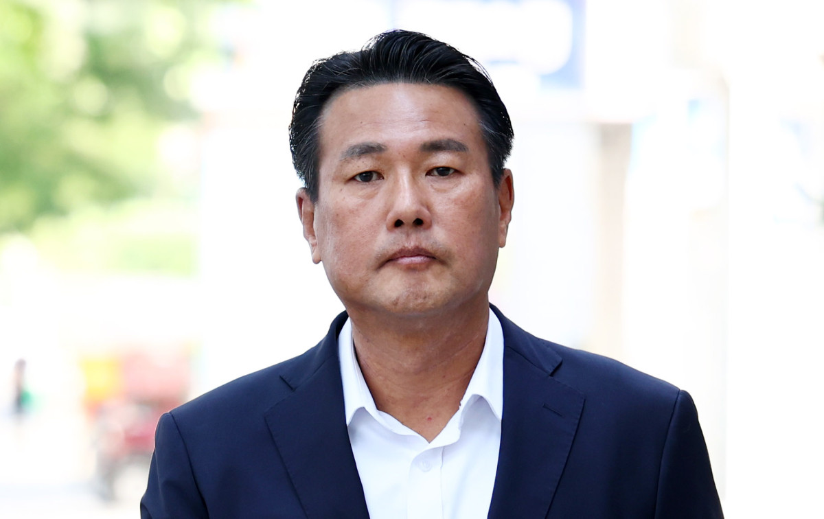 ▲미국 등 우방국에 12·3 비상계엄 정당화 메시지를 보냈다는 의혹을 받는 김태효 전 국가안보실 1차장이 내란중요임무종사 및 직권남용 혐의 피의자 신분으로 조사 받기 위해 5월 15일 경기 과천 2차 종합특별검사팀 사무실로 출석하고 있다. (뉴시스)