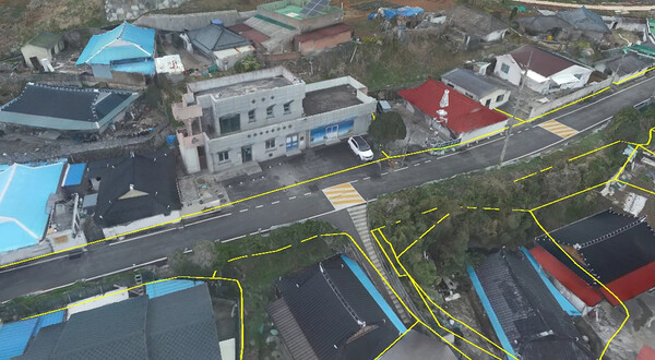 ▲전남광주특별시 여수시가 지형지물을 360도로 회전하며 다각도로 분석할 수 있는 3D 드론 영상 시뮬레이션 예시 화면. (사진제공=여수시)