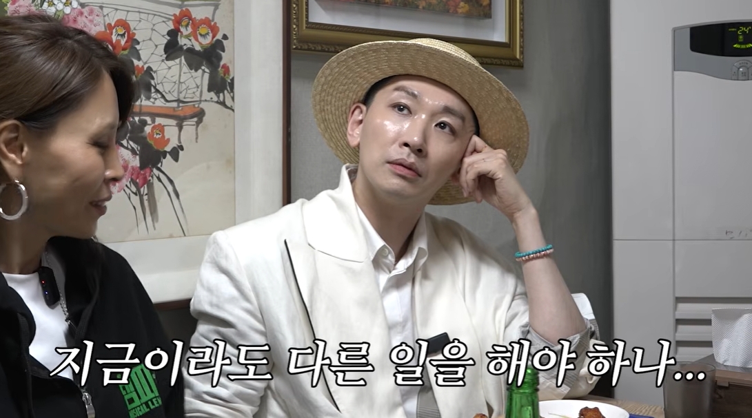 ▲뮤지컬 배우 김호영. (출처=유튜브 '투머치 김호영' 갈무리)