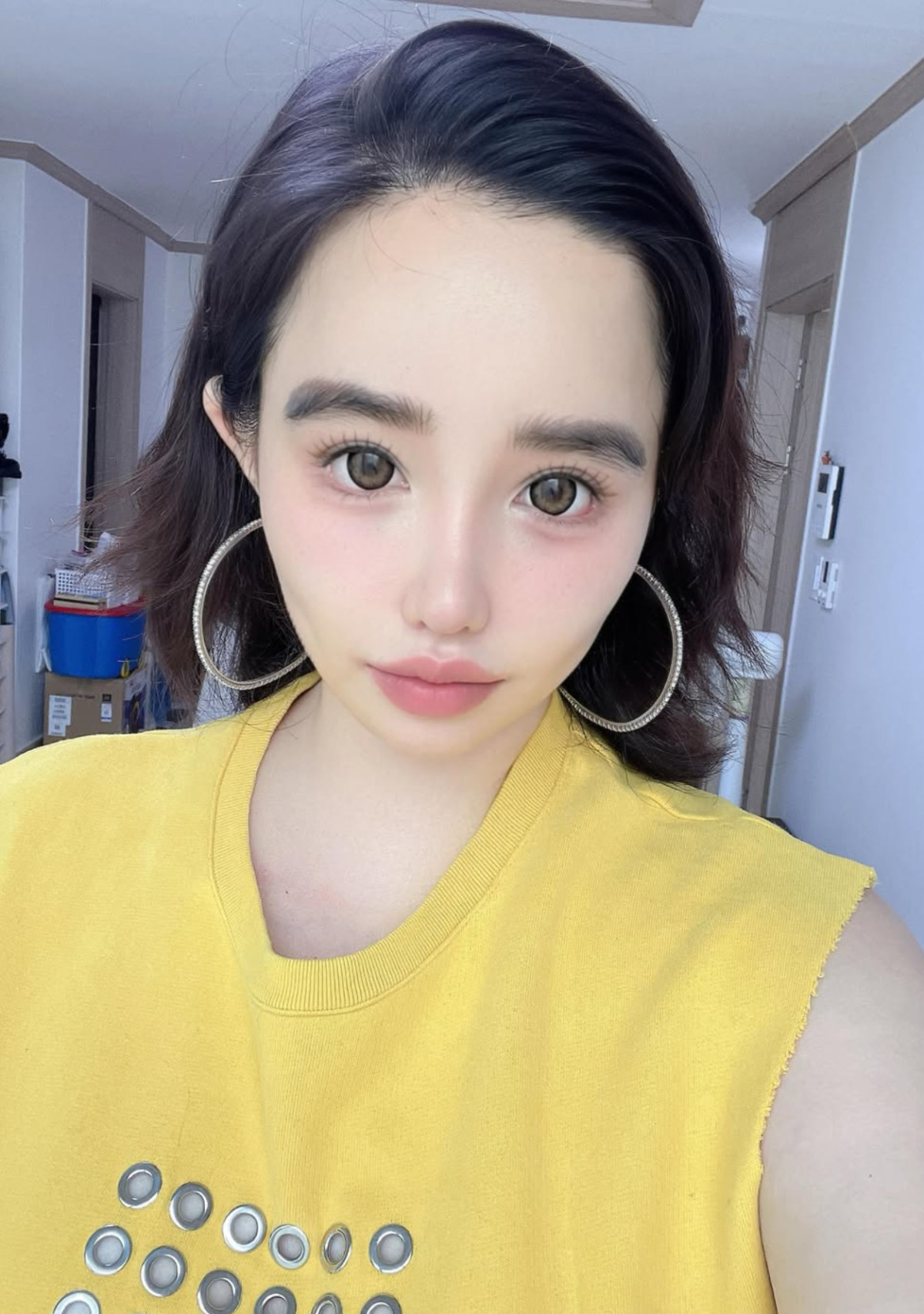 (출처=박봄SNS)