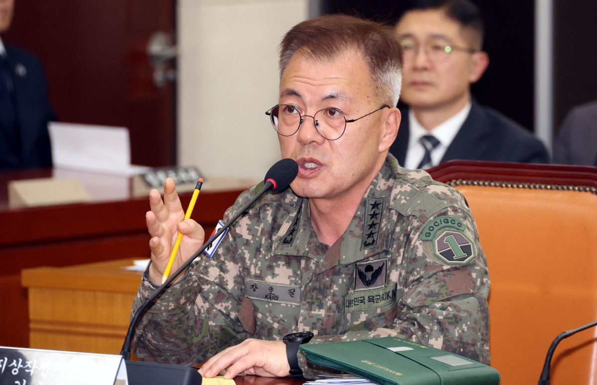 ▲강호필 지상작전사령관이 지난해 2월 21일 오후 서울 여의도 국회에서 열린 윤석열 정부의 비상계엄 선포를 통한 내란 혐의 진상규명 국정조사 제4차 청문회에 출석해 의원들 질의에 답변하고 있다. (뉴시스)