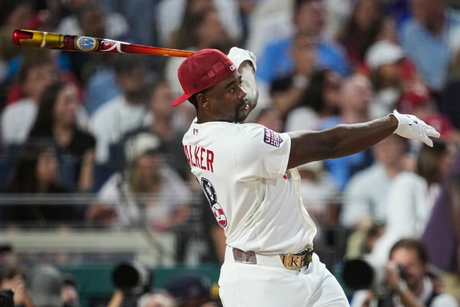 ▲세인트루이스 카디널스의 조던 워커가 13일(현지시간) 필라델피아에서 열린 MLB 올스타 홈런 더비 경기 중 스윙 후 자세를 취하고 있다. (AP/연합뉴스)