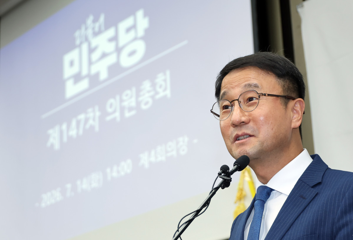 ▲더불어민주당 한병도 대표 직무대행 겸 원내대표가 14일 국회에서 열린 의원총회에서 발언하고 있다. (연합뉴스)