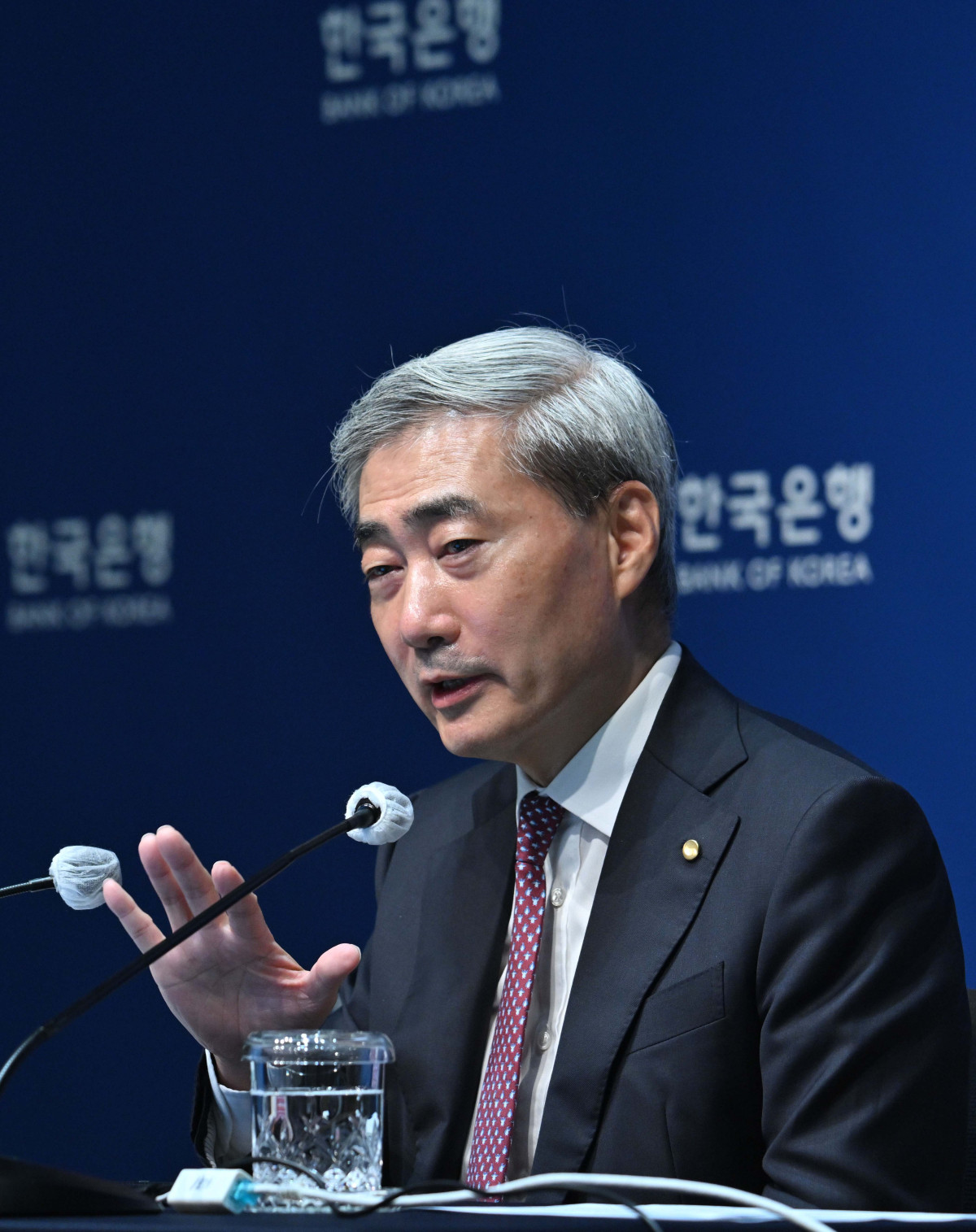 ▲신현송 한국은행 총재가 16일 서울 중구 한국은행에서 금융통화위원회 통화정책방향 기자간담회를 갖고 있다. 사진공동취재단