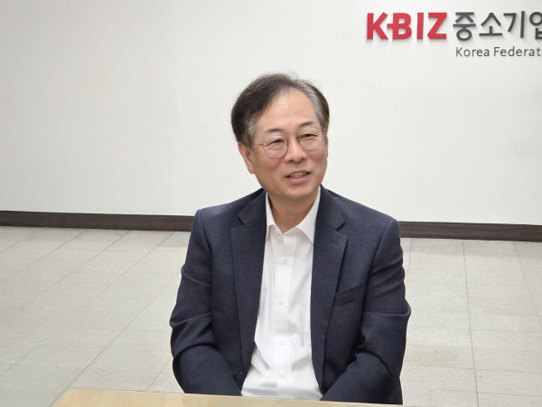 ▲권형택 기술보증기금 신임 이사장이 20일 서울 여의도 중소기업중앙회에서 기자들과 만나 발언하고 있다. (사진제공=기술보증기금)