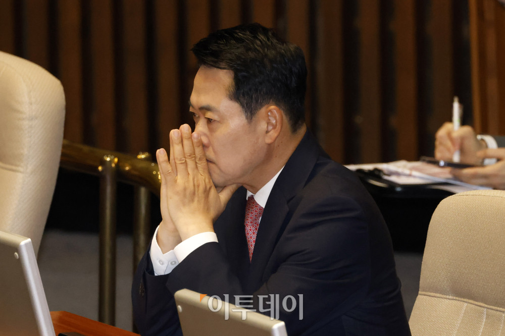 ▲장동혁 국민의힘 대표가 20일 서울 여의도 국회 본회의에 참석하고 있다. 고이란 기자 photoeran@