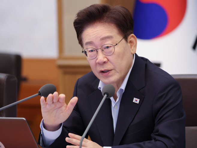▲이재명 대통령이 21일 청와대에서 열린 국무회의에서 발언하고 있다. (연합뉴스)