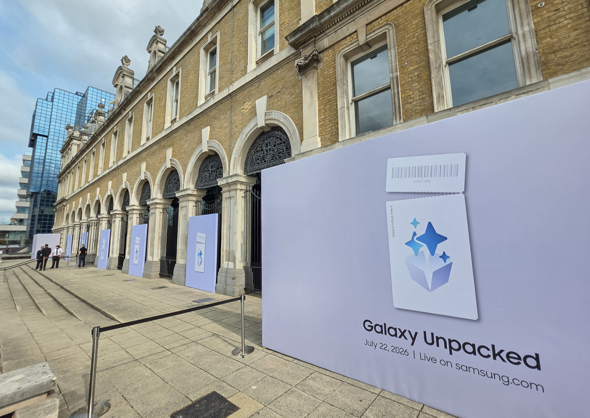 ▲'갤럭시 언팩 2026'이 한창 준비 중인 영국 런던 올드 빌링스게이트(Old Billingsgate) 전경 모습 (사진=삼성전자)