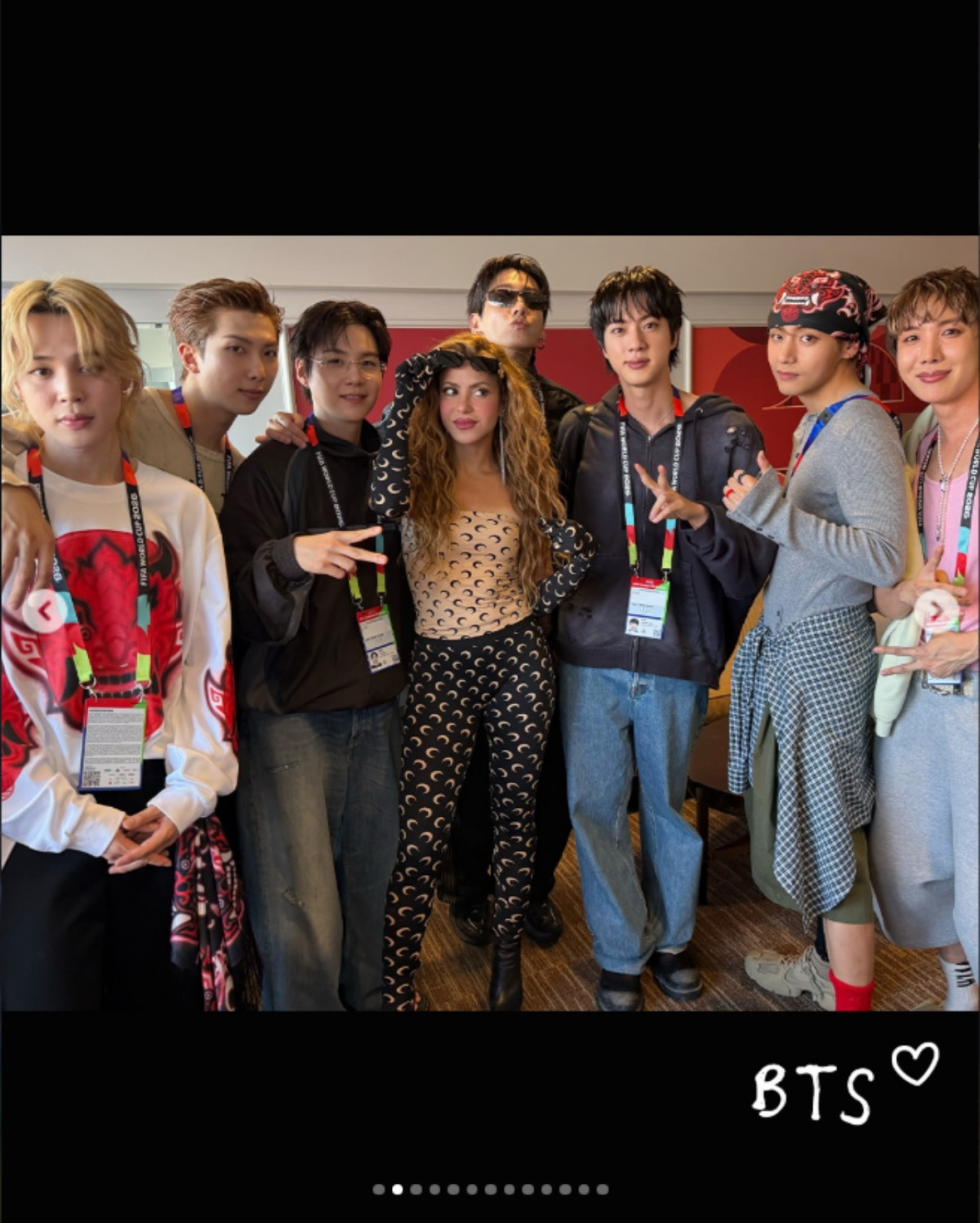 ▲샤키라와 방탄소년단(BTS). (출처='@shakira' 인스타그램 캡처)