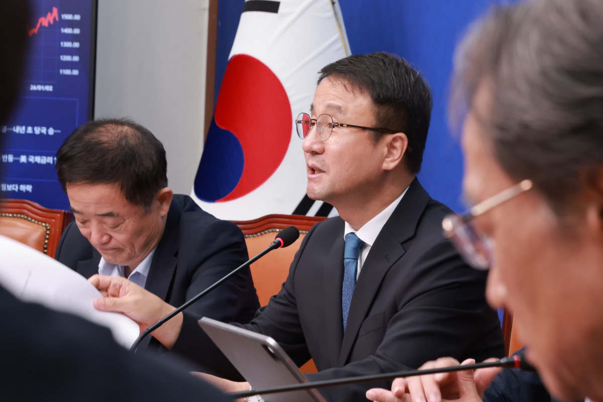 ▲더불어민주당 한병도 대표 직무대행 겸 원내대표가 24일 국회에서 열린 최고위원회의에 참석해 발언하고 있다. 사진=연합뉴스