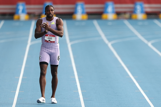▲26일(현지시간) 뉴욕시 아이칸 스타디움에서 열린 2026 USATF(미국육상경기연맹) 실외 육상 선수권 대회 남자 200m 결승에서 노아 라일스가 전방을 주시하고 있다. (AFP/연합뉴스)