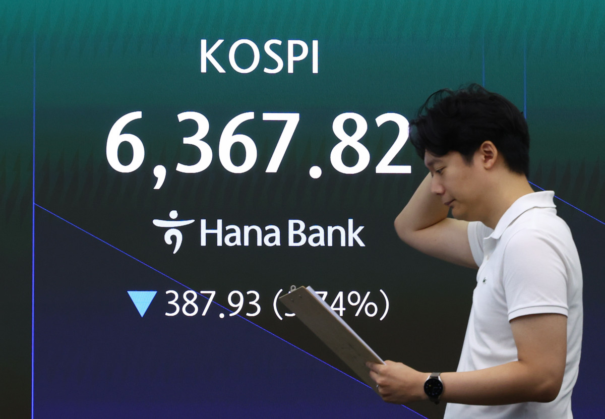 ▲28일 오전 서울 중구 하나은행 딜링룸에 지수가 표시돼 있다. (뉴시스)