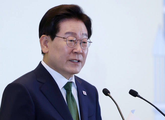 ▲이재명 대통령이 28일(현지시간) 브라질 상파울루 한 호텔에서 열린 동포 오찬간담회에서 인사말을 하고 있다. (연합뉴스)
