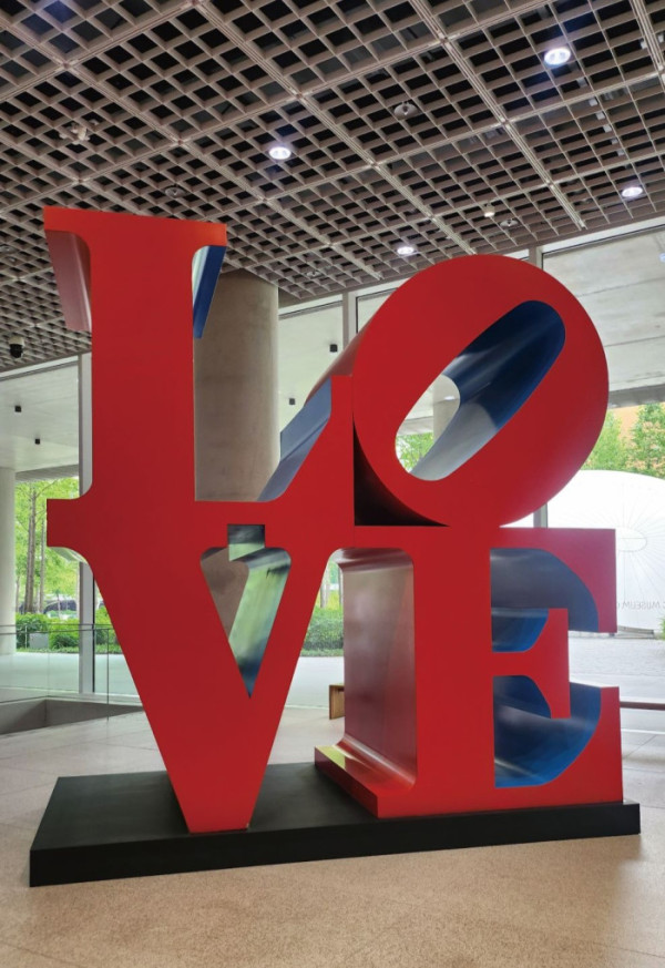 ▲로버트 인디애나, ‘러브'(국세실 기자)