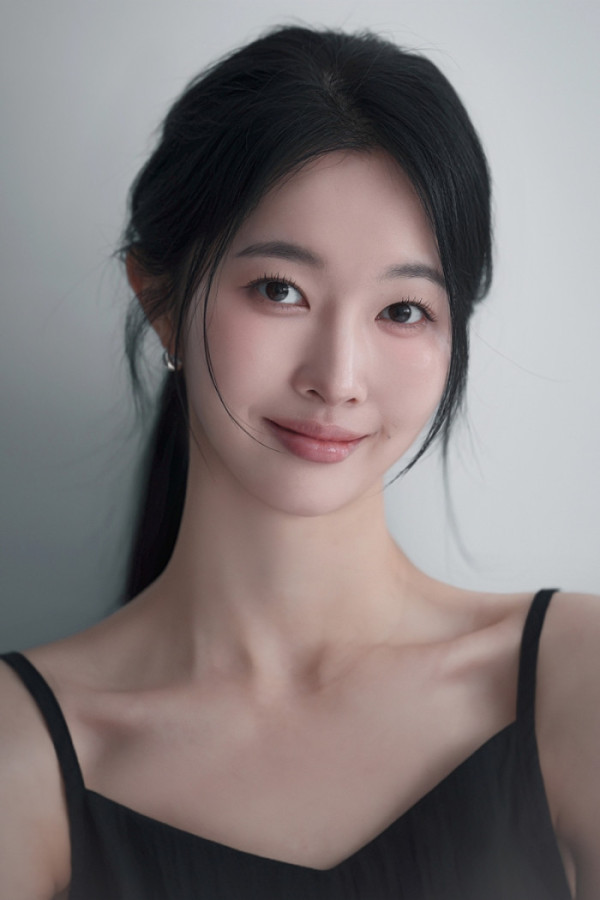 ▲배우 홍비라(사진출처=고스트스튜디오)