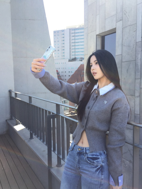 ▲하야시 후코(사진출처= 더라이브레이블)