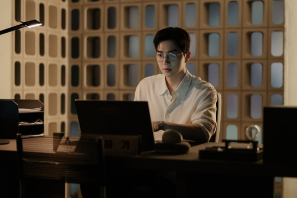 ▲‘최애의 사원’ 강훈 (사진출처=tvN)