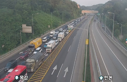 ▲[속보] 시흥 월곶분기점서 탱크로리 전복사고 발생 (출처=제삼경인고속도로(주))