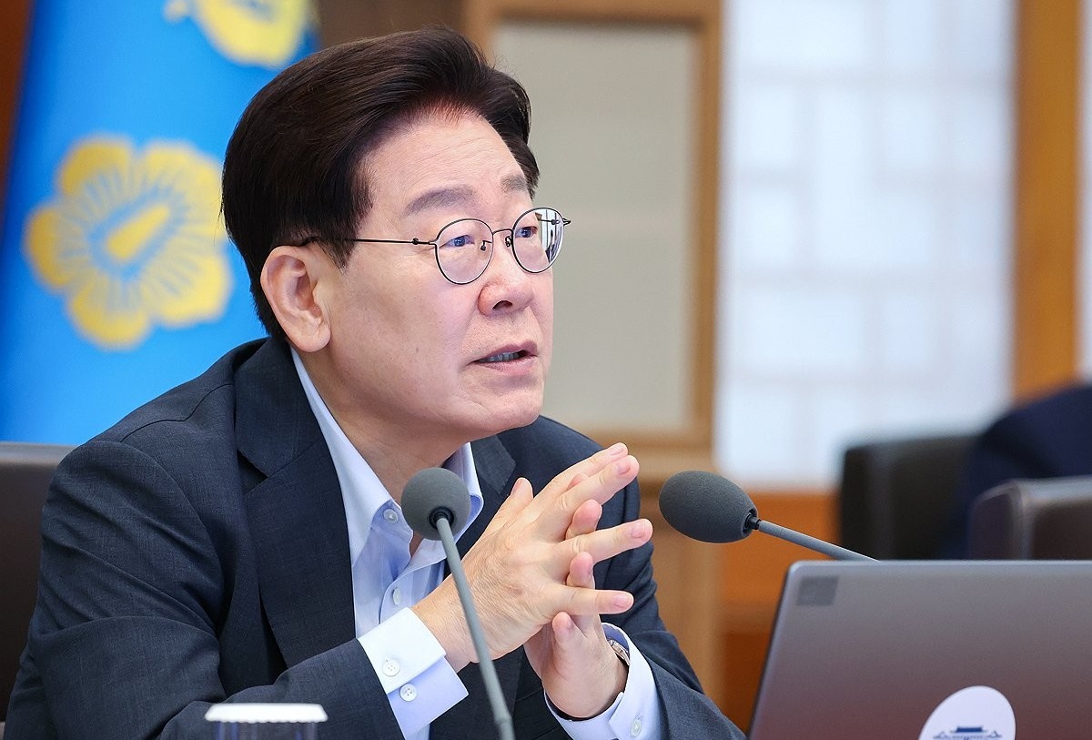 ▲이재명 대통령이 4일 청와대에서 열린 국무회의에서 발언하고 있다. (연합뉴스·청와대 통신 사진기자단)