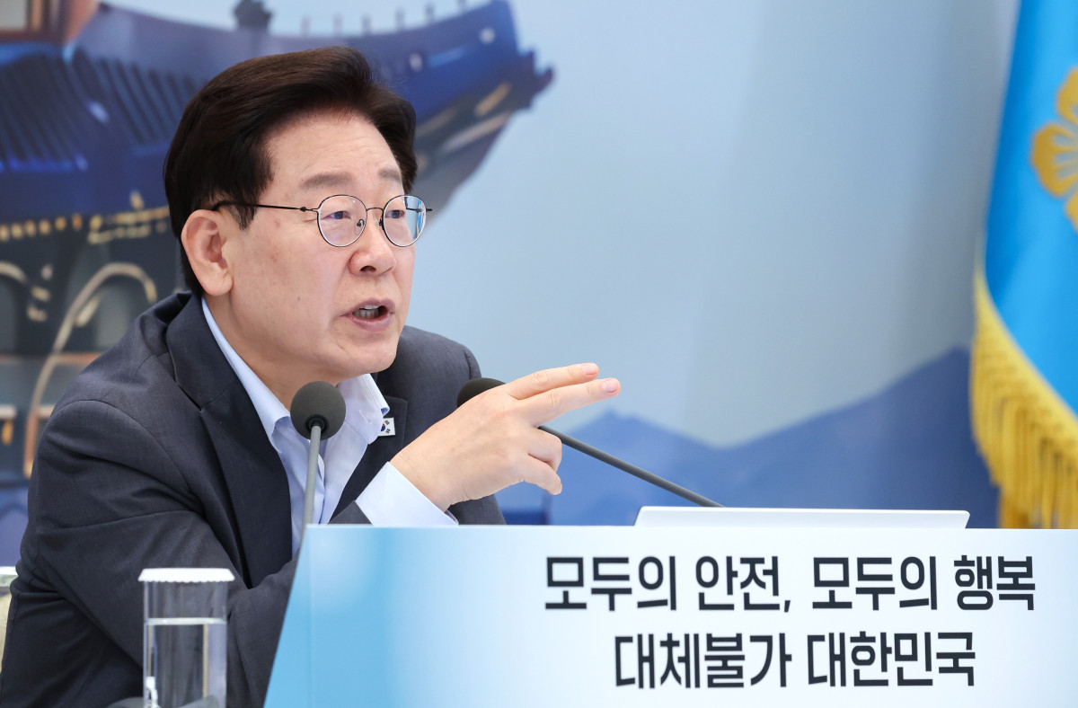 ▲이재명 대통령이 5일 청와대 영빈관에서 열린 행안부·경찰청·법무부·검찰청 등에 대한 부처 업무보고에서 발언하고 있다. 사진=연합뉴스